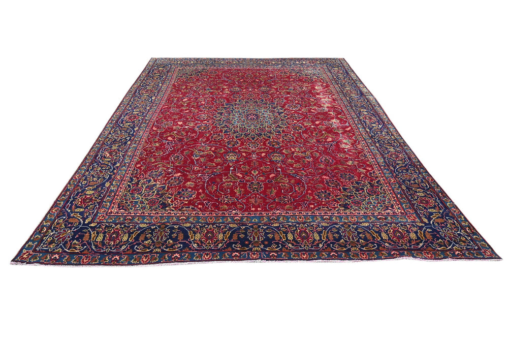red Oversized rug 9' 0" x 12' 1"