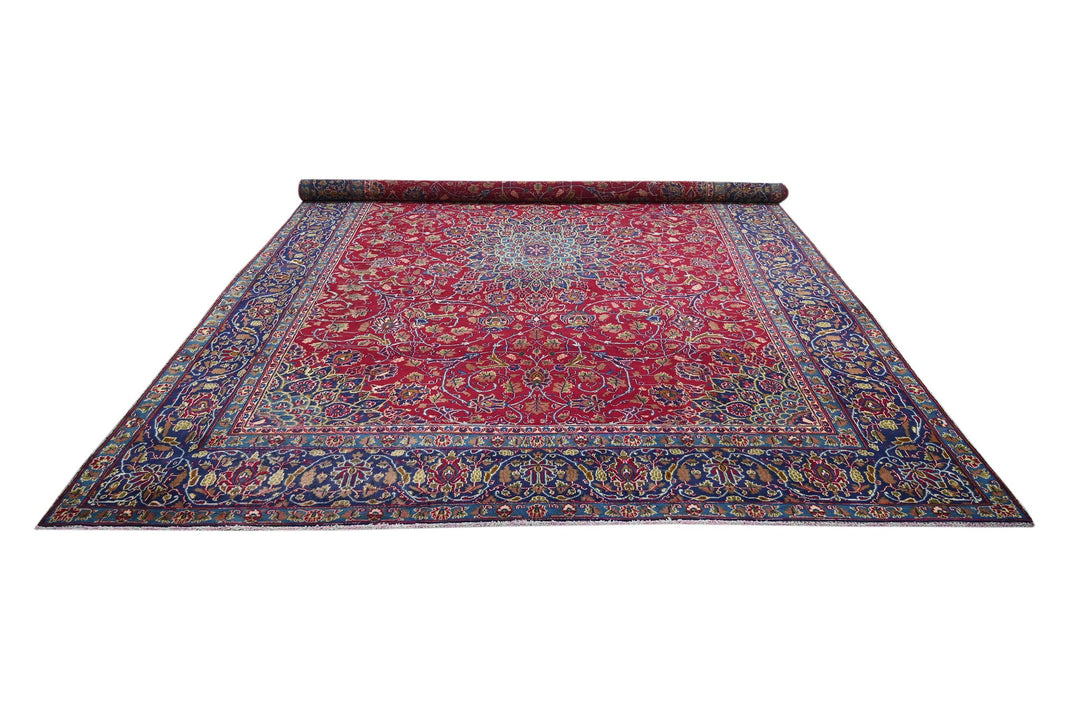red Oversized rug 9' 0" x 12' 1"