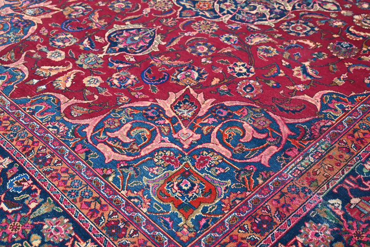 red Oversized rug 9' 7" x 12' 8"