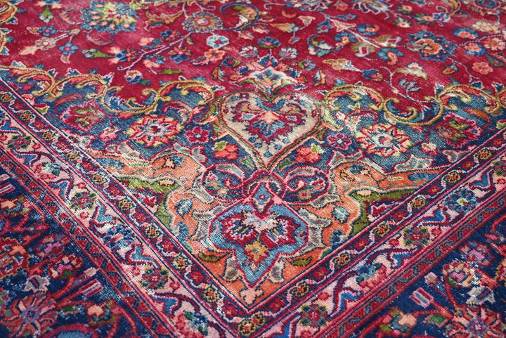 red Oversized rug 9' 3" x 12' 8"