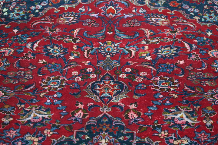 red Oversized rug 9' 8" x 13' 0"
