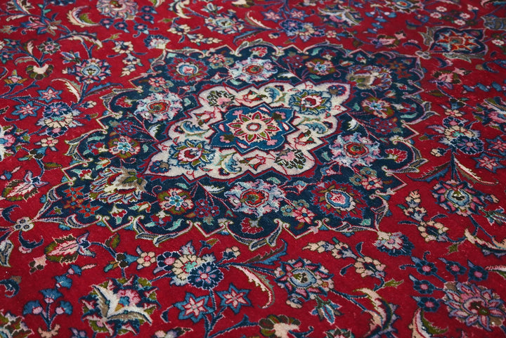 red Oversized rug 9' 8" x 13' 0"
