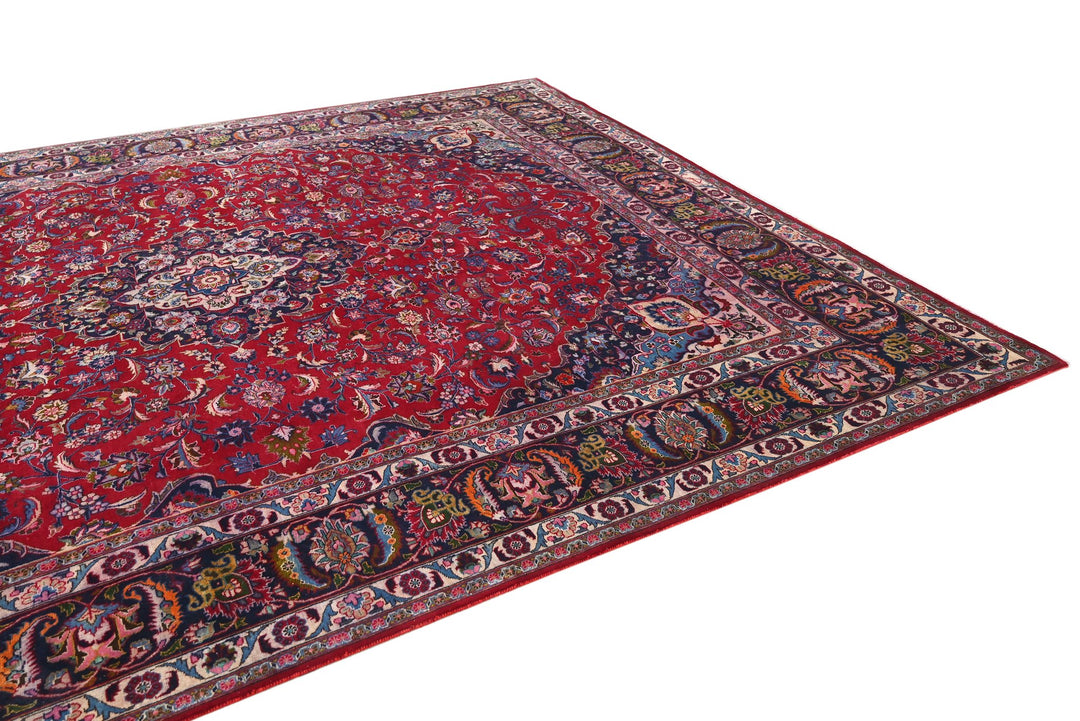 red Oversized rug 9' 8" x 13' 0"