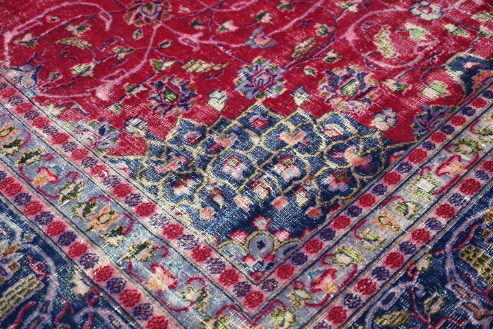 red Oversized rug 9' 1" x 12' 6"