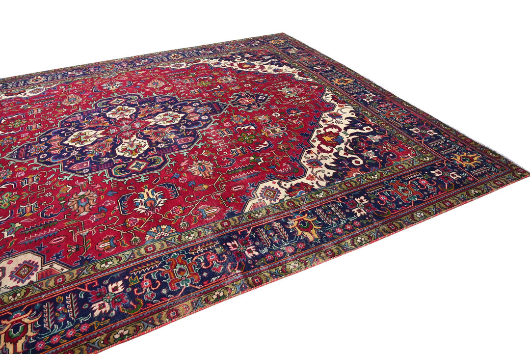 red Oversized rug 9' 2" x 11' 11"