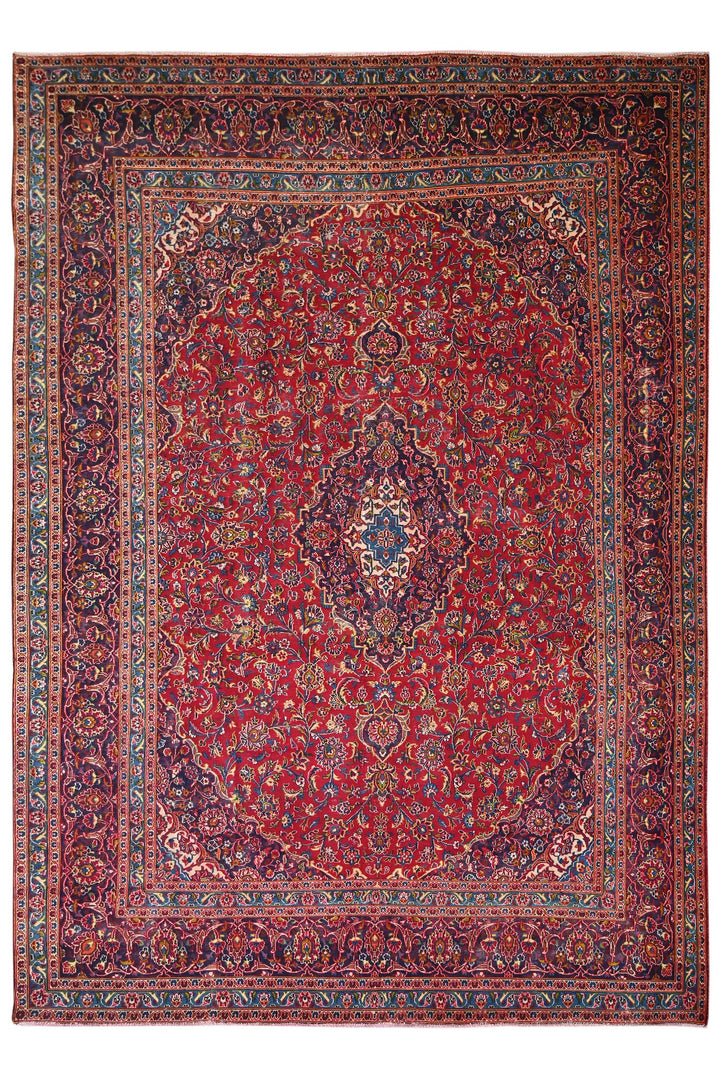 red Oversized rug 9' 4" x 13' 1"