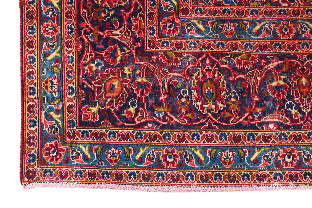 red Oversized rug 9' 4" x 13' 1"