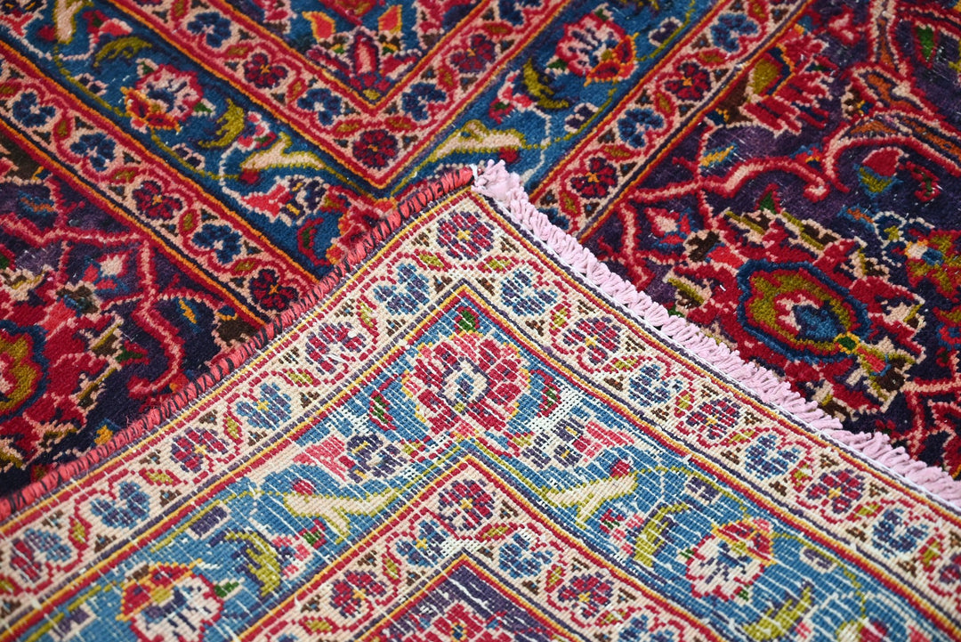red Oversized rug 9' 4" x 13' 1"