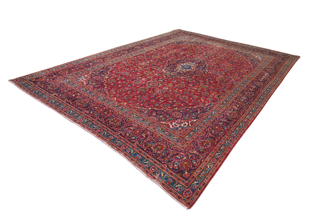 red Oversized rug 9' 4" x 13' 1"