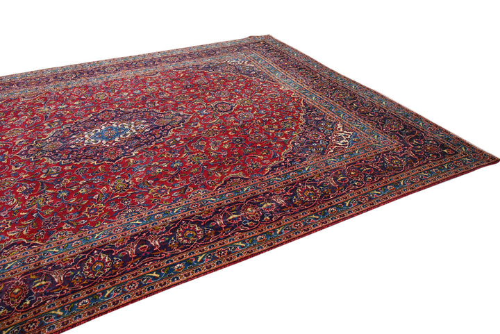 red Oversized rug 9' 4" x 13' 1"