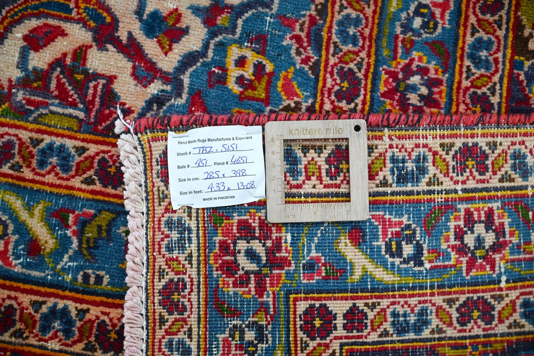 red Oversized rug 9' 4" x 13' 1"
