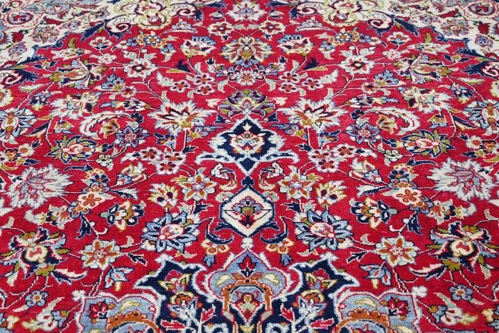 red Oversized rug 9' 4" x 13' 3"