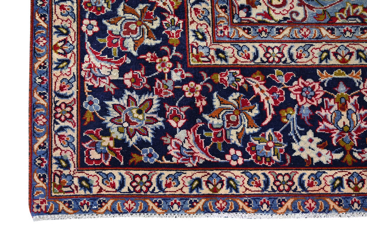 red Oversized rug 9' 4" x 13' 3"