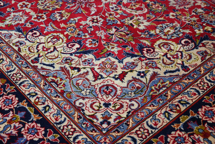 red Oversized rug 9' 4" x 13' 3"