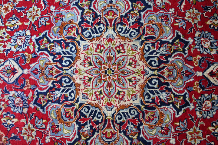 red Oversized rug 9' 4" x 13' 3"