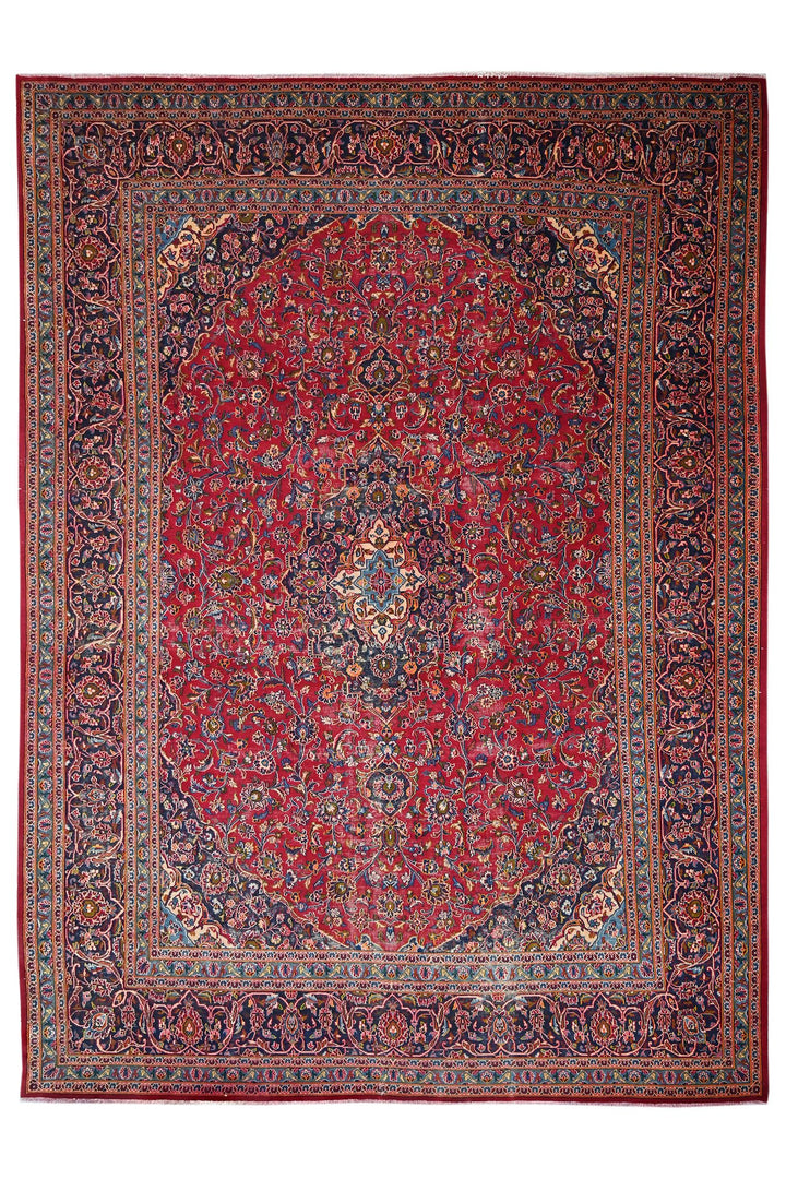 red Oversized rug 9' 3" x 12' 8"