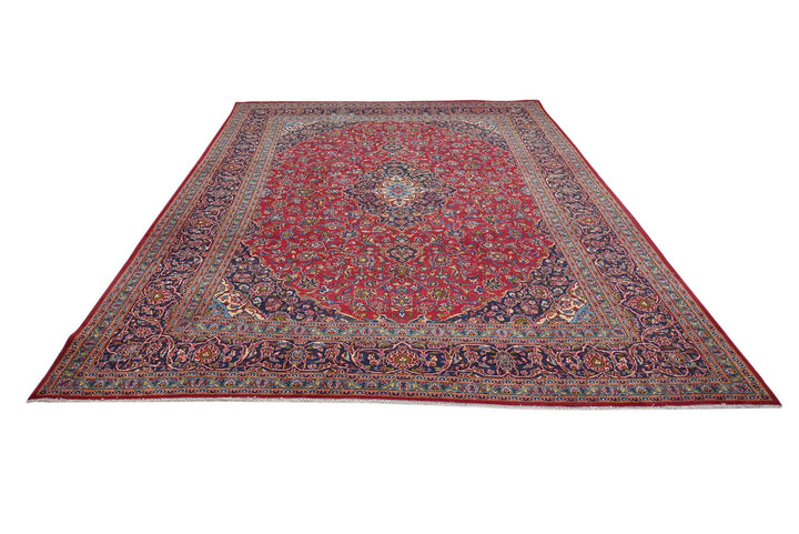red Oversized rug 9' 3" x 12' 8"