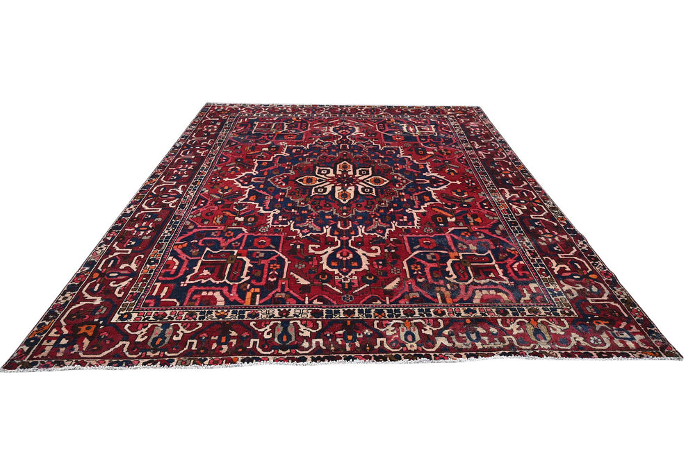 red Oversized rug 9' 8" x 11' 7"