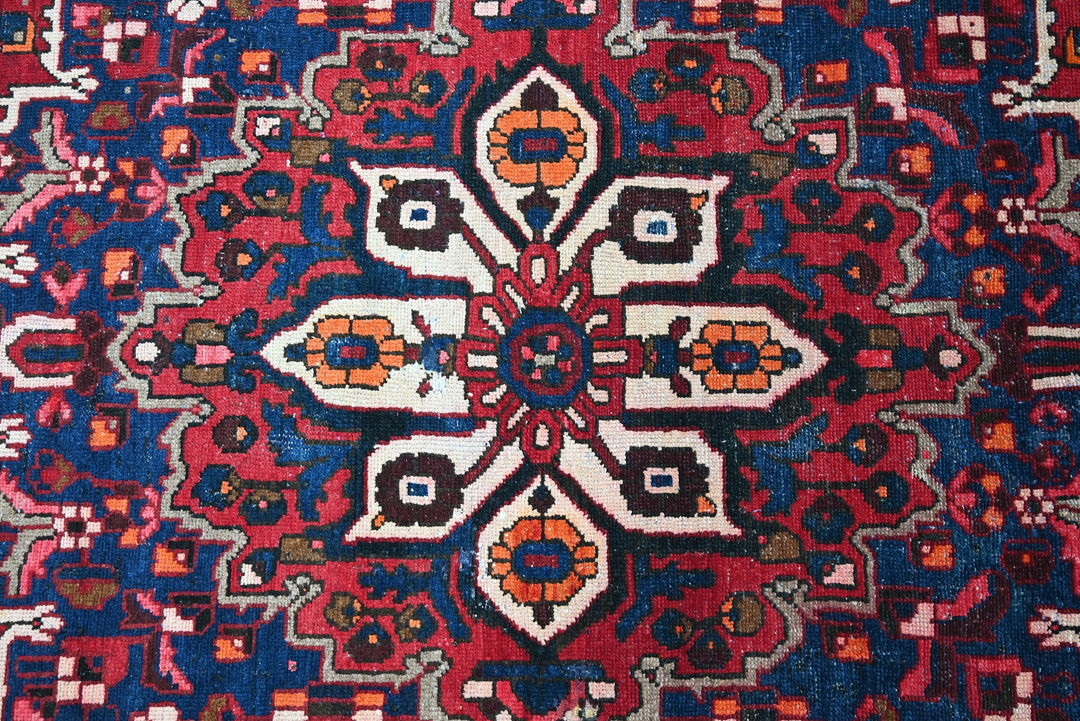 red Oversized rug 9' 8" x 11' 7"