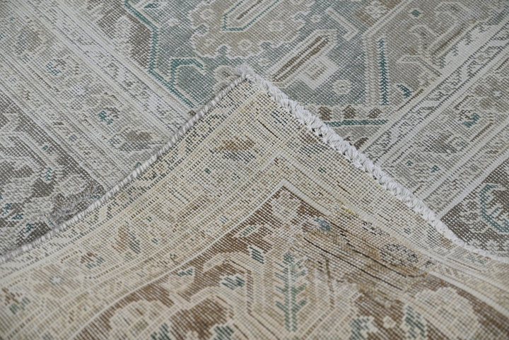 gray Oversized rug 9' 3" x 12' 7"