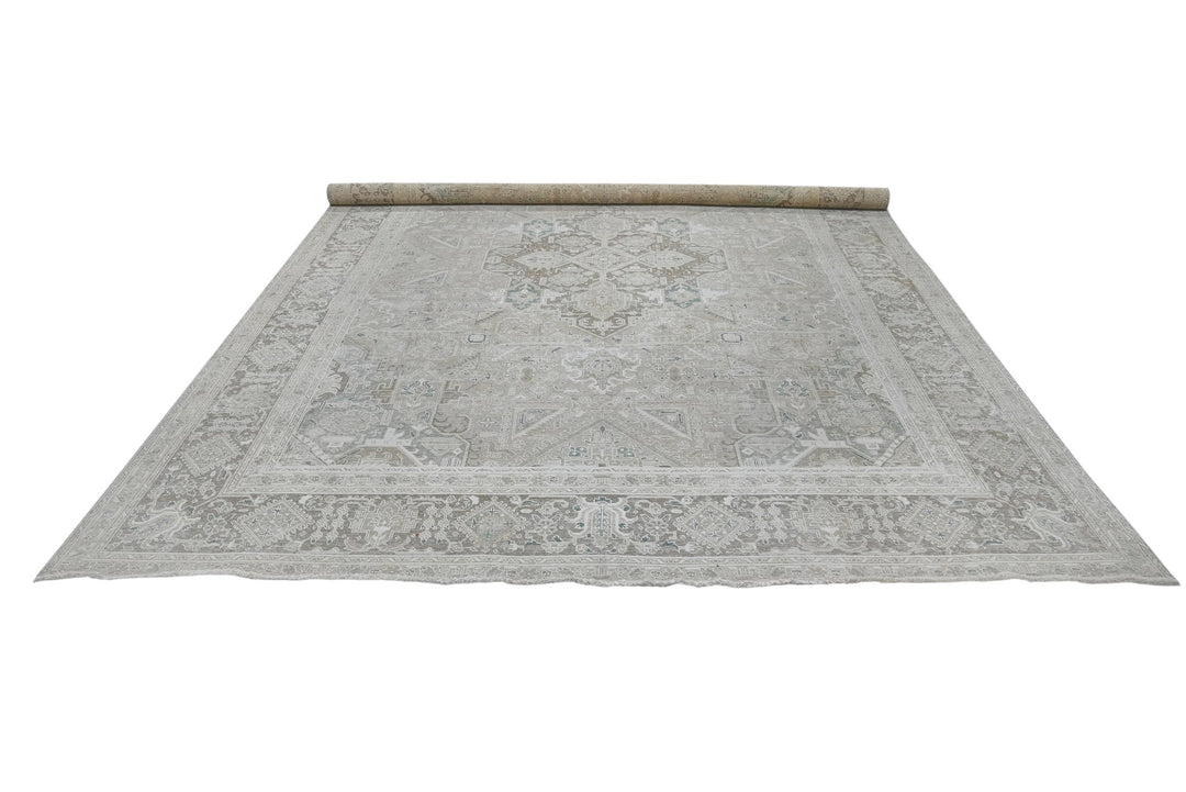 gray Oversized rug 9' 3" x 12' 7"