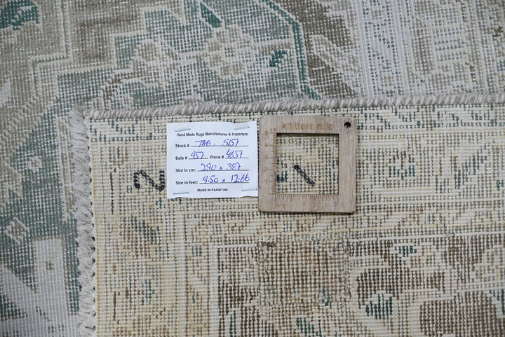 gray Oversized rug 9' 3" x 12' 7"