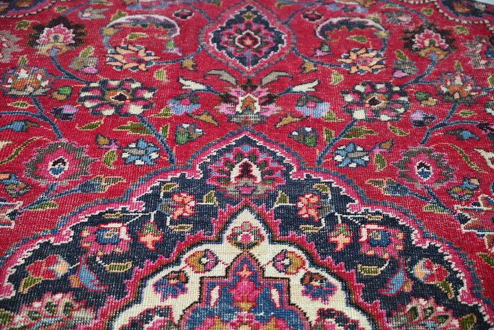 red Large rug 8' 4" x 8' 4"