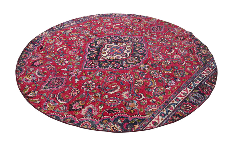 red Large rug 8' 4" x 8' 4"