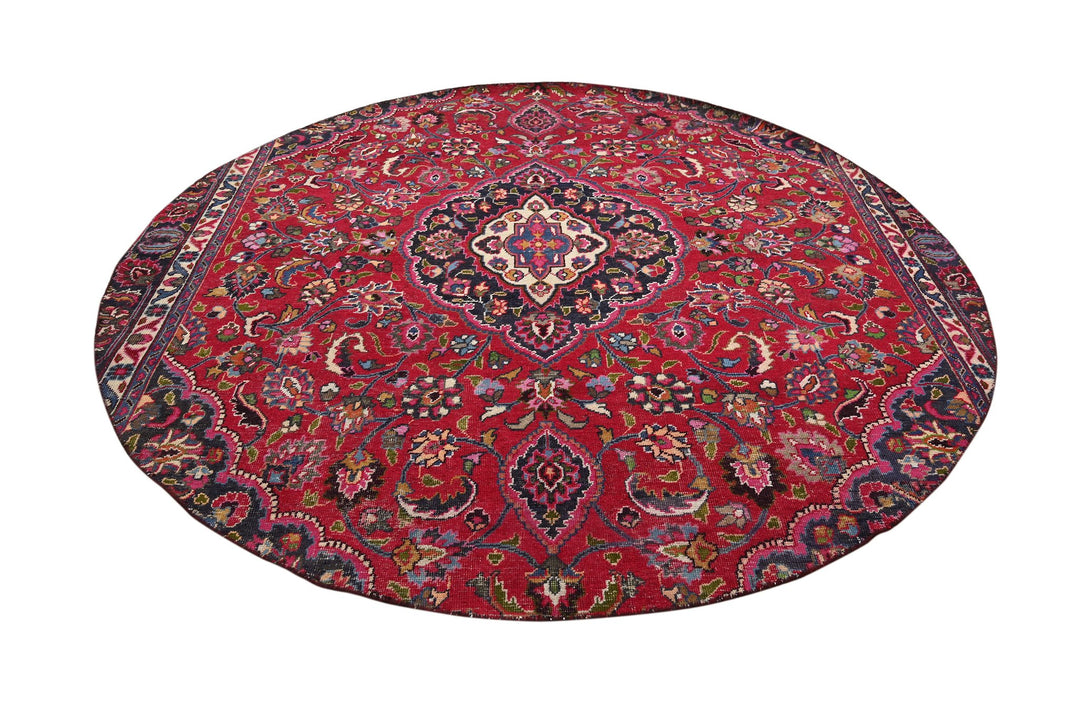red Large rug 8' 4" x 8' 4"