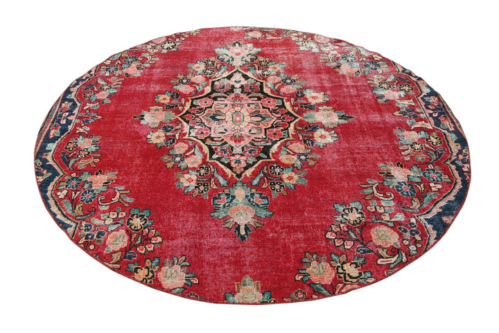 red Large rug 6' 7" x 6' 7"