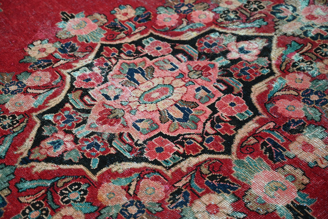 red Large rug 6' 7" x 6' 7"