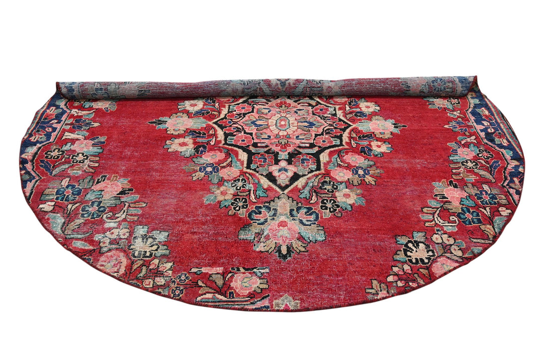 red Large rug 6' 7" x 6' 7"