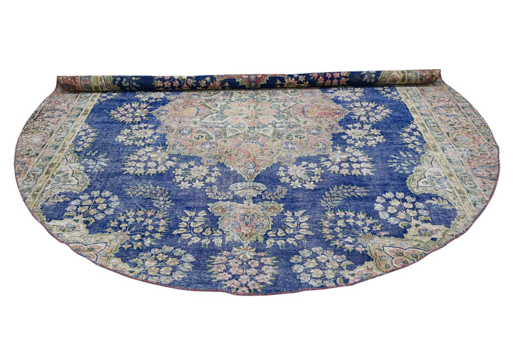 blue Large rug 8' 6" x 8' 6"
