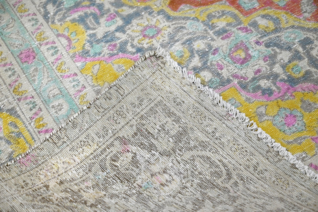 gray Oversized rug 8' 11" x 12' 8"