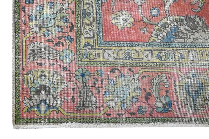 red Oversized rug 9' 0" x 11' 8"