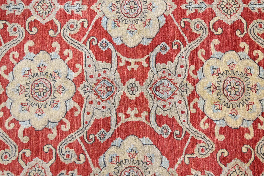 red Oversized rug 8' 10" x 11' 10"