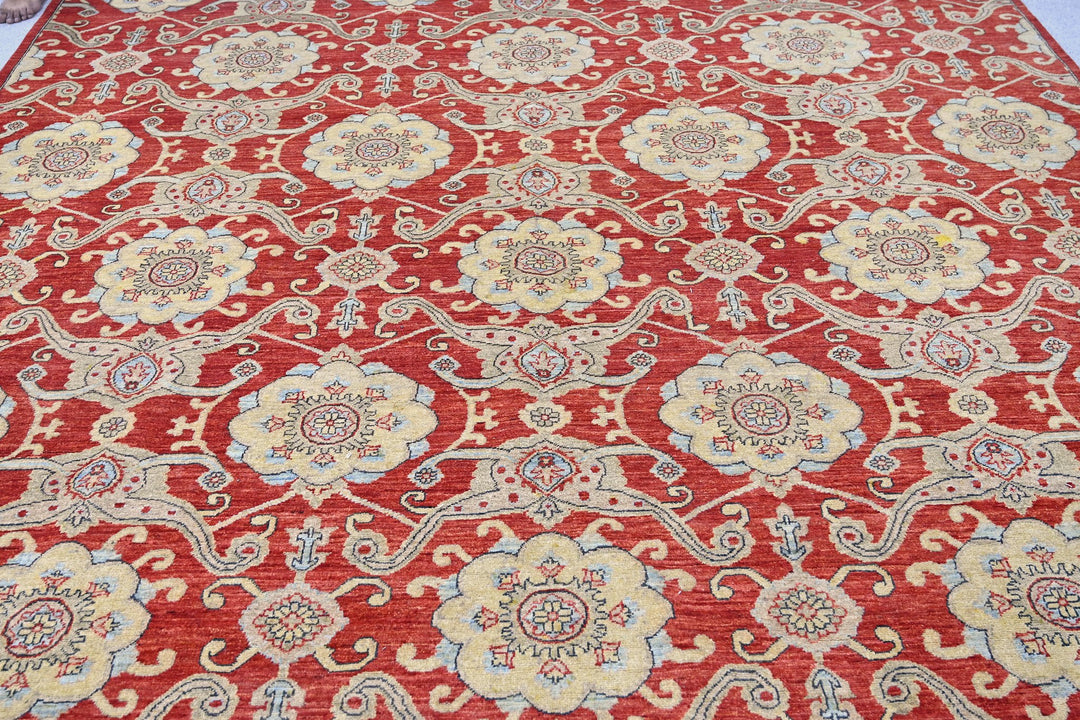 red Oversized rug 8' 10" x 11' 10"