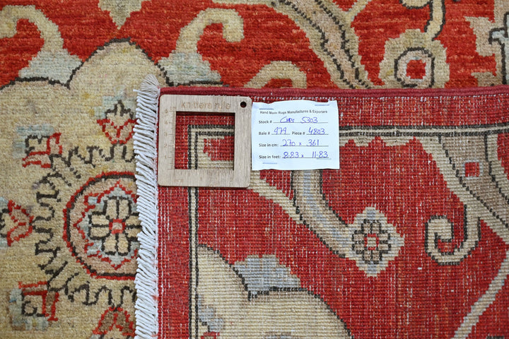 red Oversized rug 8' 10" x 11' 10"