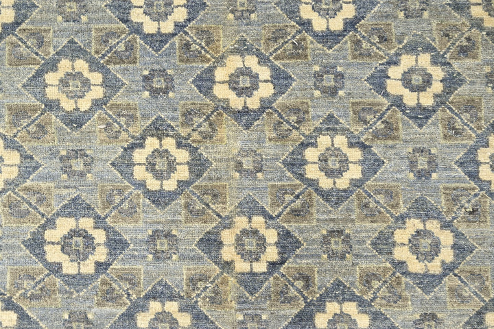 blue Oversized rug 8' 9" x 10' 2"