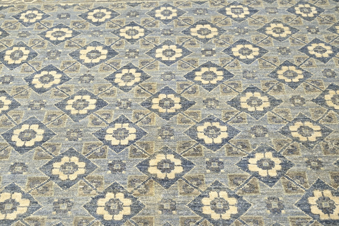 blue Oversized rug 8' 9" x 10' 2"