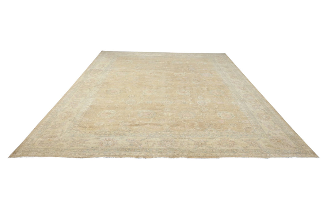 brown Oversized rug 9' 10" x 13' 3"