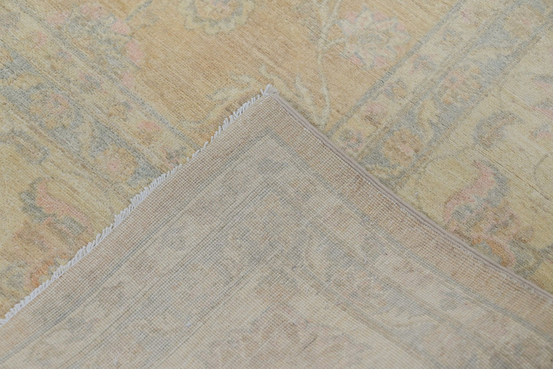 brown Oversized rug 9' 10" x 13' 3"