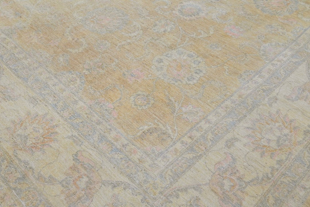 brown Oversized rug 9' 10" x 13' 3"