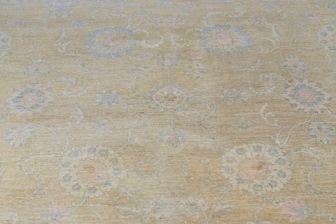 brown Oversized rug 9' 10" x 13' 3"