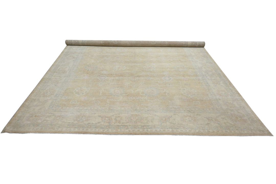 brown Oversized rug 9' 10" x 13' 3"