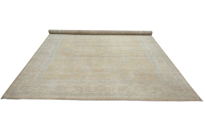 brown Oversized rug 9' 10" x 13' 3"