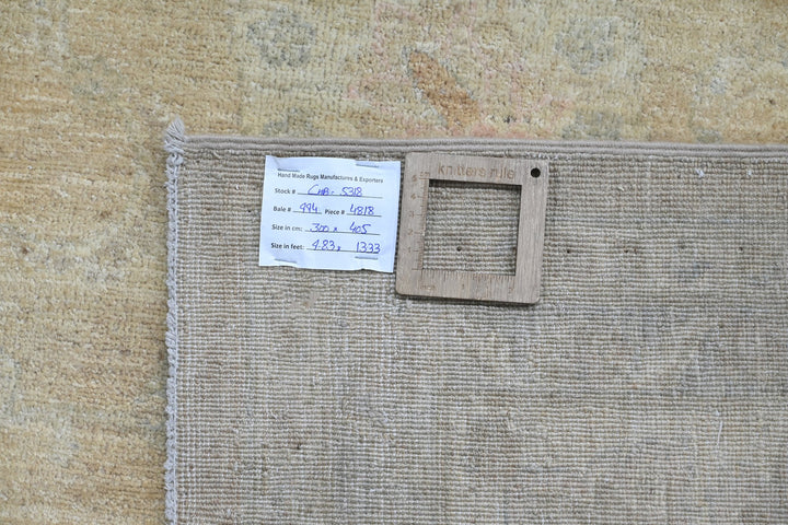 brown Oversized rug 9' 10" x 13' 3"