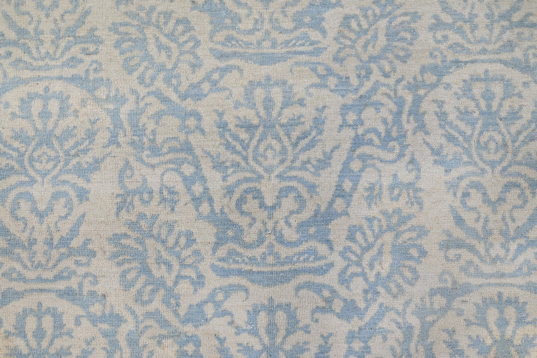 blue Oversized rug 9' 11" x 13' 6"