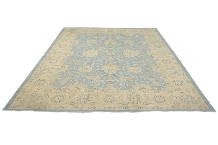 blue Large rug 7' 8" x 9' 5"