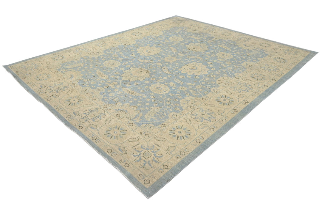 blue Large rug 7' 8" x 9' 5"